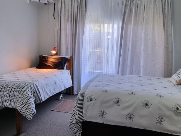 5 Bedroom Property for Sale in Parys Free State